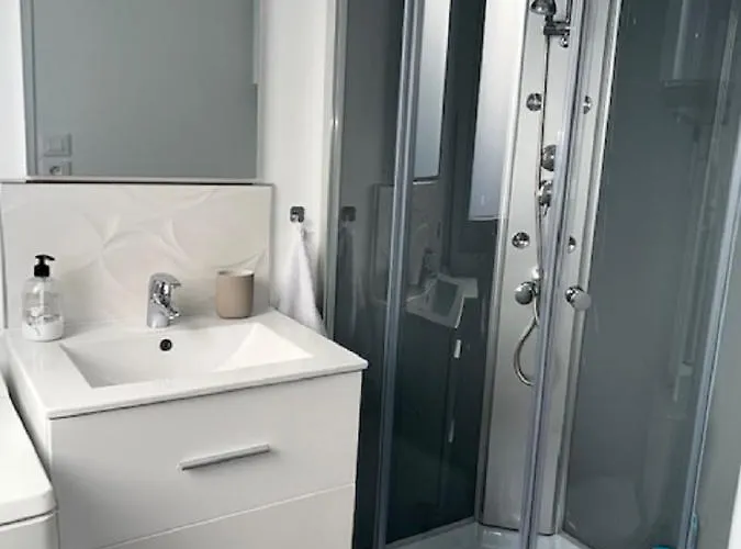 Un Havre De Paix En Plein Coeur De Près Chu Appartement *